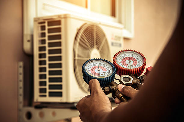 Professional Hvac Installation technician working in Rehoboth, MA